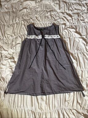 Sleeveless Lace-Trim Mini Dress in Charcoal